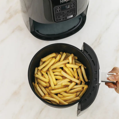 Ninja Air Fryer Verkauf | 4QT Heißluftfritteuse, Schwarz, AF100WM