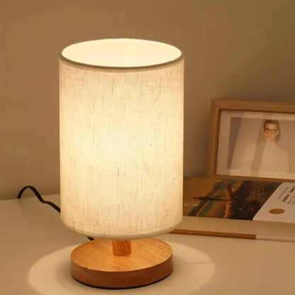 Royallure USB Retro Nachttischlampe – Elegantes Stoffdesign