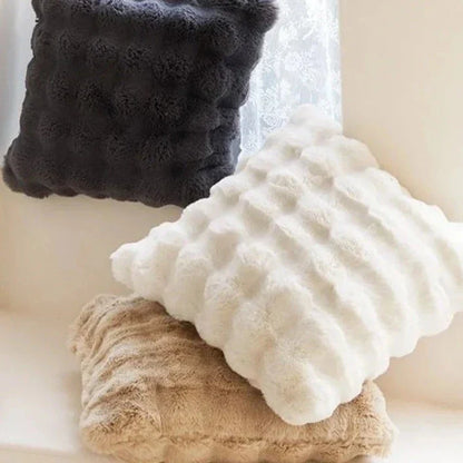 FurLuxe – Luxuriöser Faux Fur Kissenbezug für stilvollen Komfort