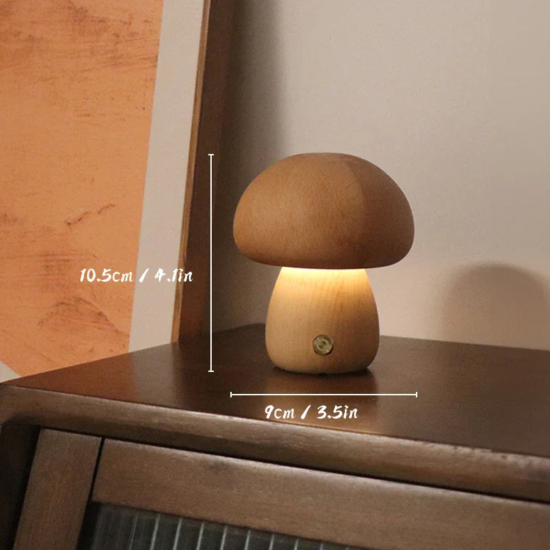MushroomGlow – Holz Tischlampe mit natürlichem und modernem Design