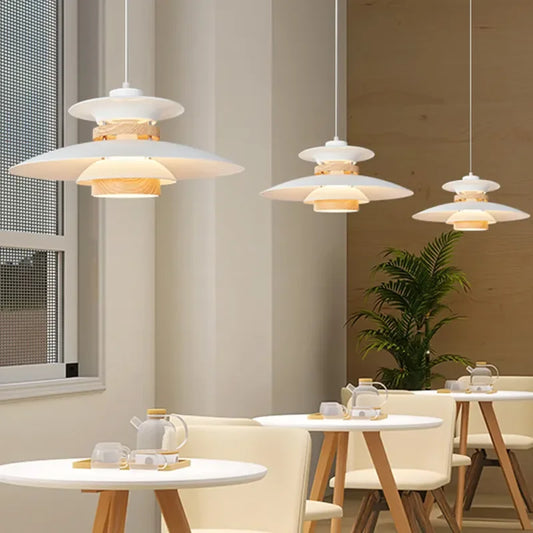 Garduru | Moderne LED-Chandelier in Regenschirmform