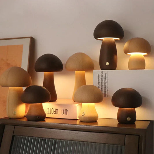 MushroomGlow – Holz Tischlampe mit natürlichem und modernem Design