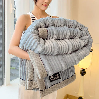 Garduru – Plüsch- und Flauschdecke aus dicker Wolle für Komfort zu Hause
