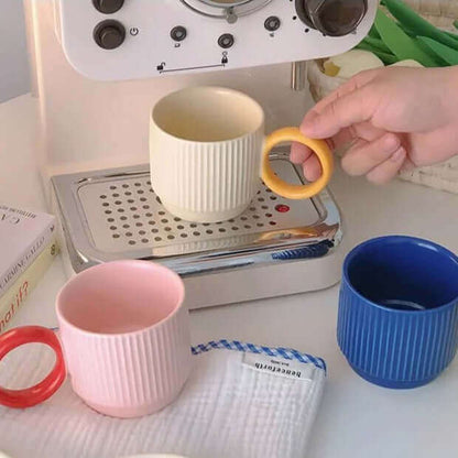 Großer Griff Japanische Keramische Kaffeetasse - Einzigartiges Post-Moderne Design