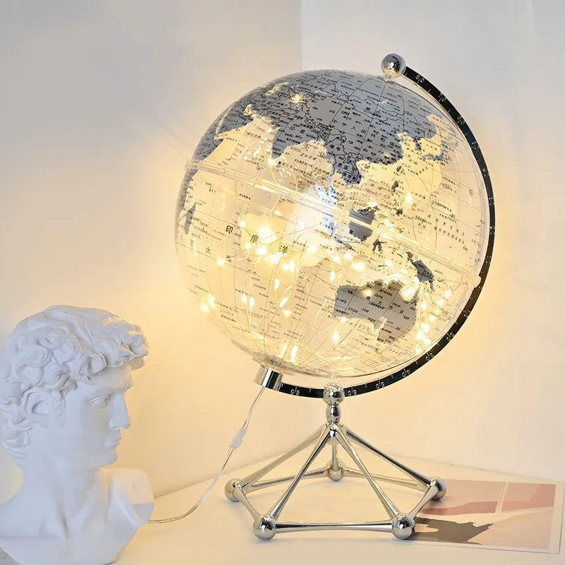 Royaleva LED Rotierende Weltkugel Lampe – Beleuchtetes Erd-Dekorstück