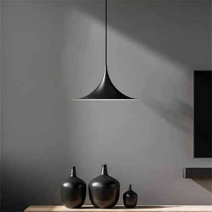 Garduru Skandinavische Pendelleuchte | Modernes Design | Dimmbares Licht | Ideal für Wohnzimmer, Esszimmer & Büro