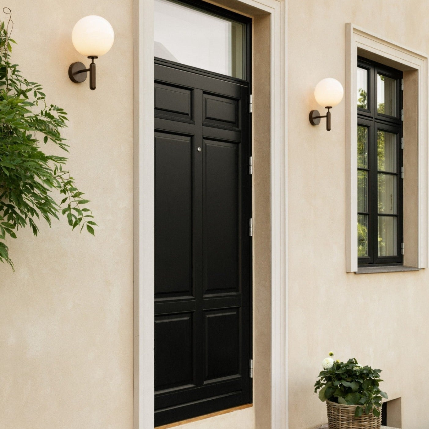 Scandiluxe LED Lampe – Minimalistisches Design aus Messing und Glas für Innenräume