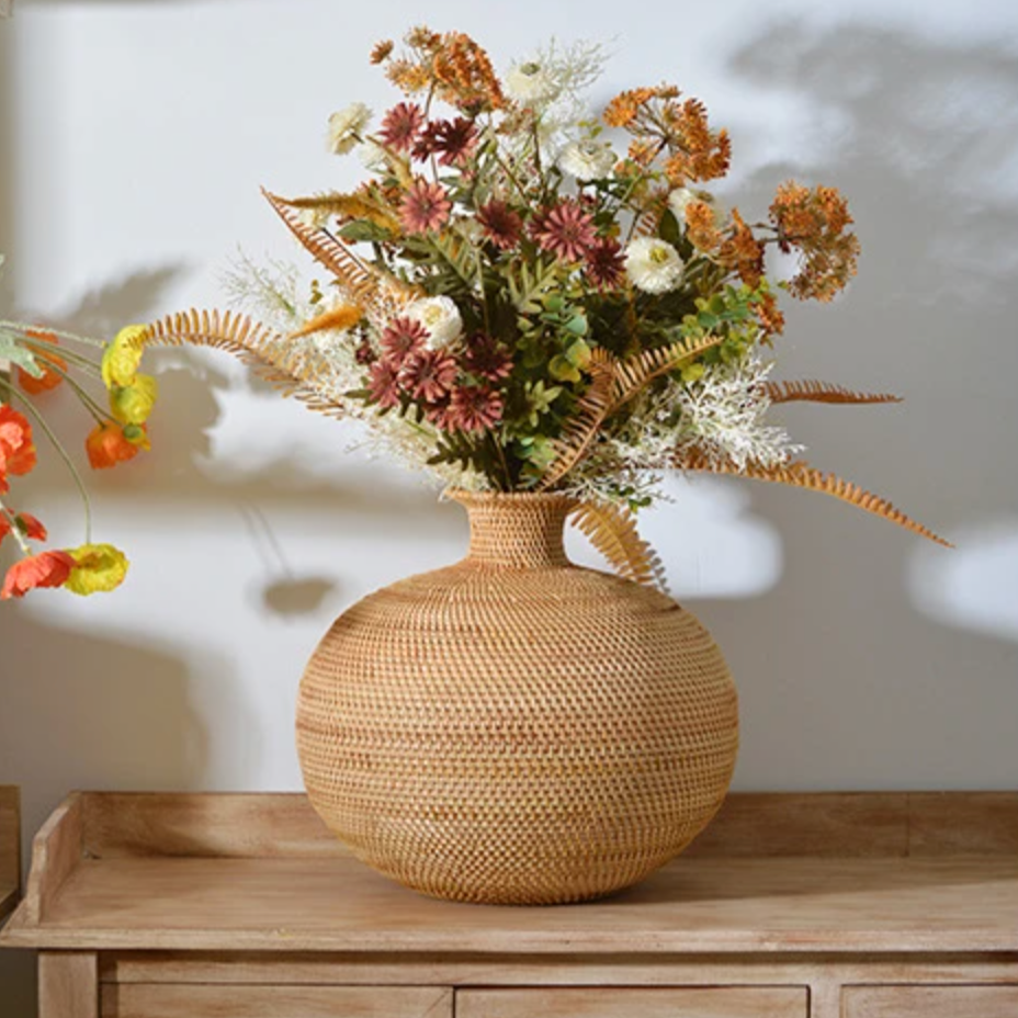 Garduru Rattan Vase | Handgefertigter Blumenkorb | Natürliche Dekoration | Stilvolles Design für Zuhause