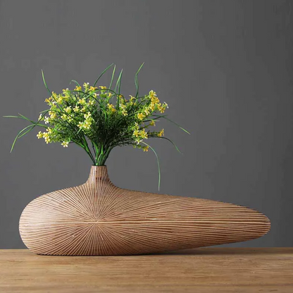 Garduru Sahara Skulpturierte Vase | Handgefertigt | Moderne Deko für Zuhause | Elegantes Design