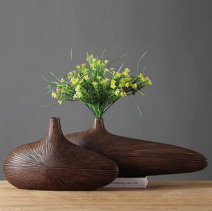 Garduru Sahara Skulpturierte Vase | Handgefertigt | Moderne Deko für Zuhause | Elegantes Design