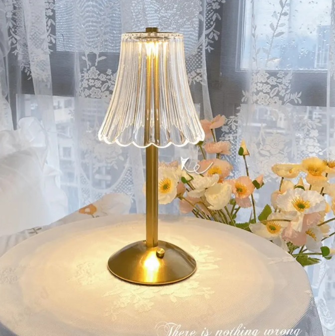 Elegante Drahtlose Kristalllampe | Touch-Control & Dimmbares Licht