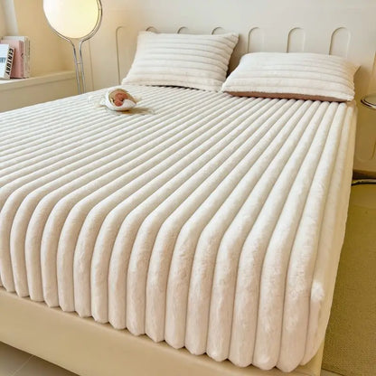 Royaleva Weiche Fitted Betttuch – Ultra-weiches Luxus-Rippbettlaken für maximalen Komfort & gemütlichen Schlaf
