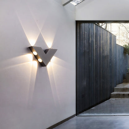 SullivanGlow – Moderner LED-Außenspot mit Auf-/Ablichtung für stilvolle Außenatmosphäre