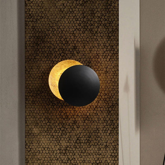 Eclipse Wandleuchte – Mondfinsternis Design