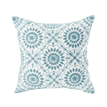 BloomLinen – Bestickter Kissenbezug aus Baumwoll-Canvas mit rustikalem floralem Pracht