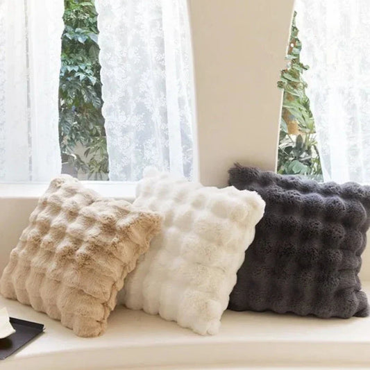 FurLuxe – Luxuriöser Faux Fur Kissenbezug für stilvollen Komfort