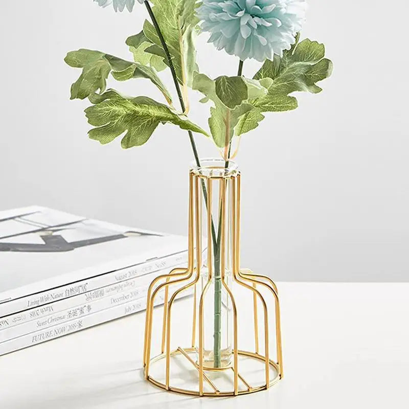 Garduru Goldene Vase | Metall-Käfig-Design | Elegante Dekoration | Perfekt für Zuhause & Büro | Zeitloses Wohnaccessoire