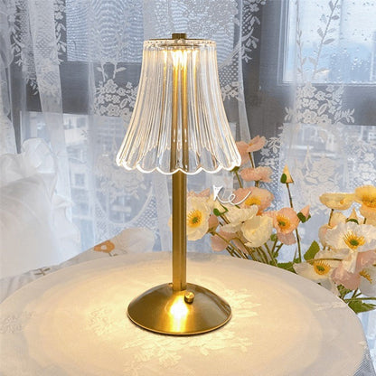 Garduru Elegante Kristall-Tischlampe | Goldenes Design | Stimmungsvolle Beleuchtung