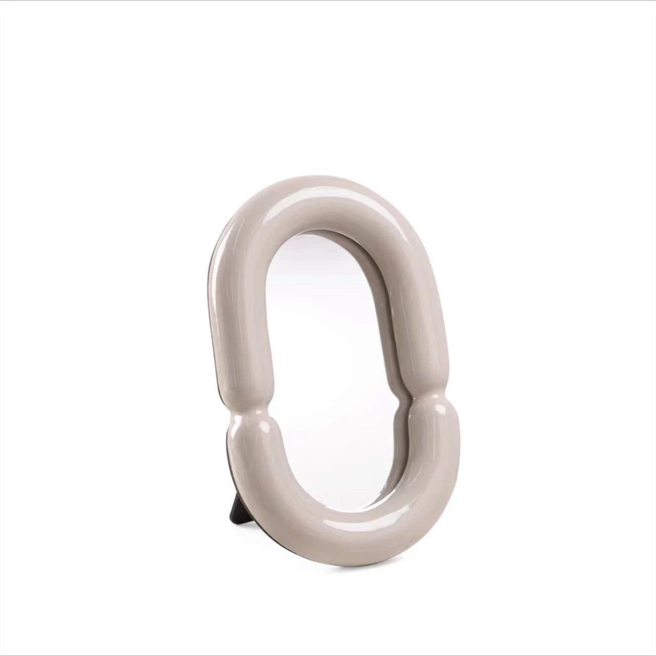 SerenaShape – Eleganter Ovaler Spiegel mit Skulpturaler Form