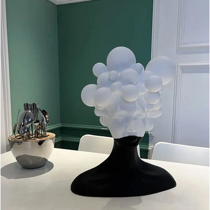 Abstrakte Mädchen mit Bubble-Haar-Design