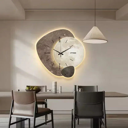 Wanduhr aus Holz - Stille Eleganz für Ihr Interieur