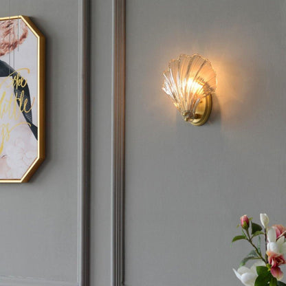 Garduru Wandleuchte – Elegante küsteninspiriertes Messing- und Glaswandlicht