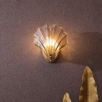 Garduru Wandleuchte – Elegante küsteninspiriertes Messing- und Glaswandlicht