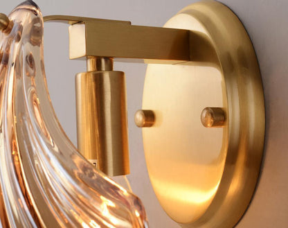 Garduru Wandleuchte – Elegante küsteninspiriertes Messing- und Glaswandlicht