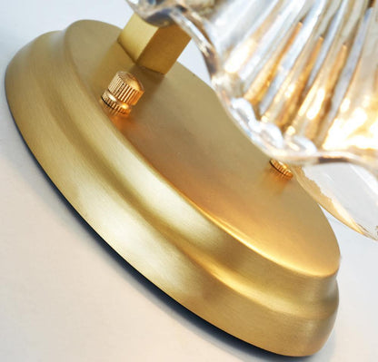 Garduru Wandleuchte – Elegante küsteninspiriertes Messing- und Glaswandlicht