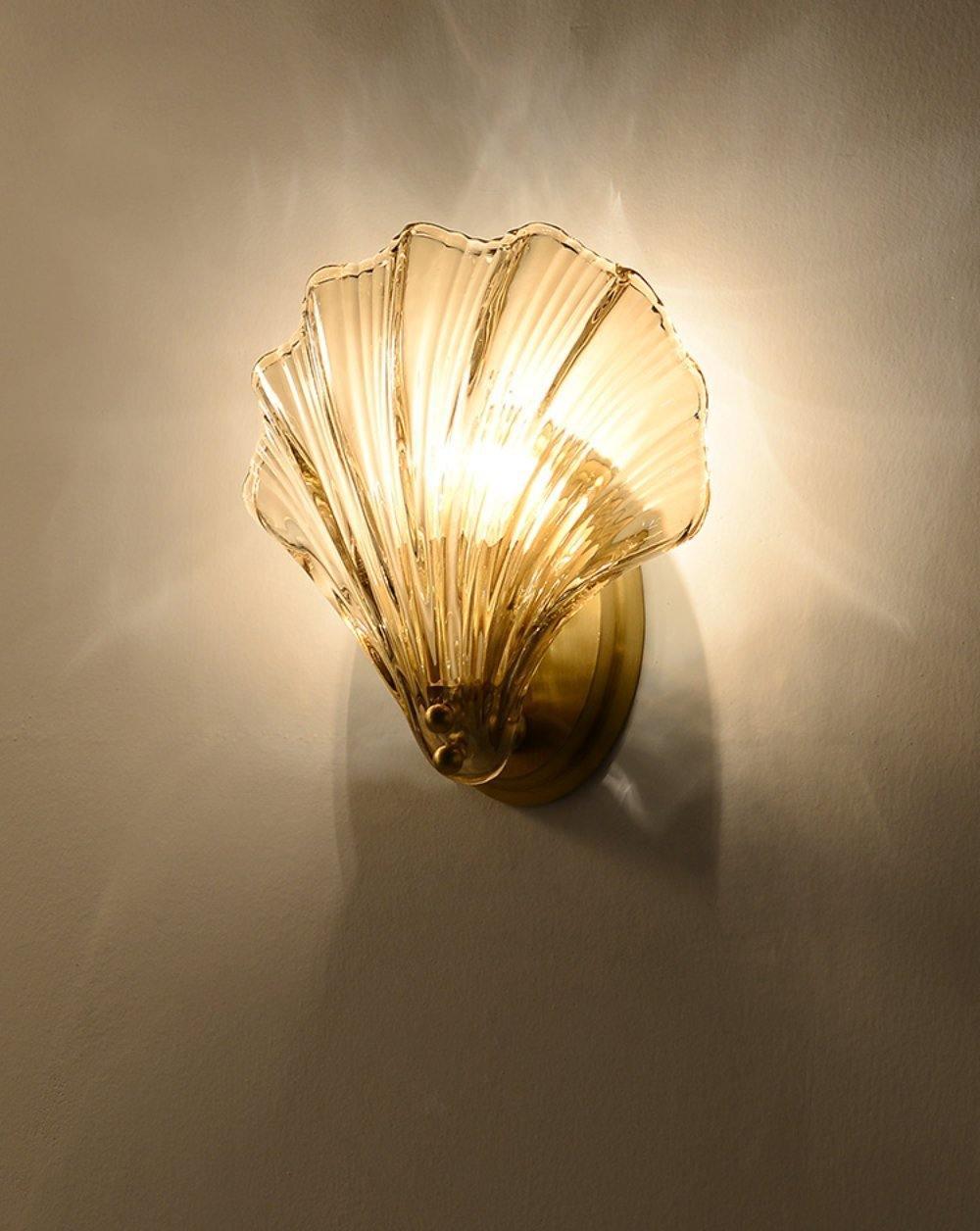Garduru Wandleuchte – Elegante küsteninspiriertes Messing- und Glaswandlicht