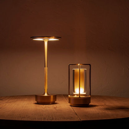 AuroraLux – Tischlampe mit minimalistischem Design und Touch-Steuerung