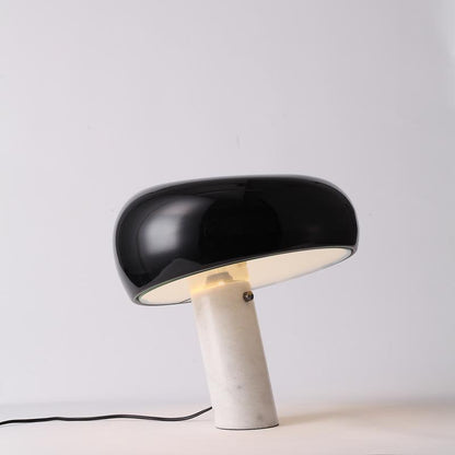 Tischlampe StoneGlow aus Marmor - Zeitlose Eleganz und modernes Design