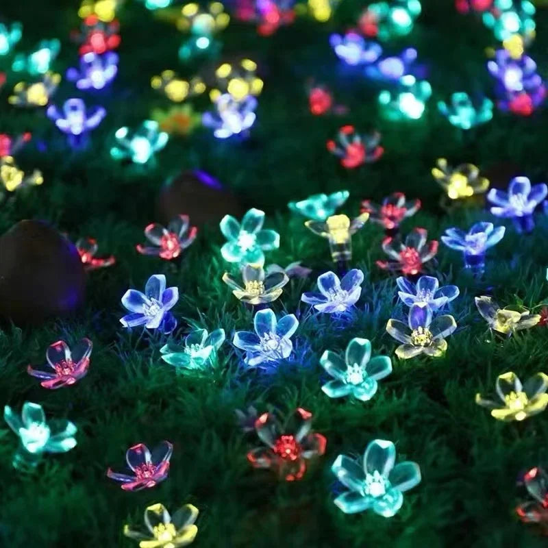 Solar Gartenlichter - Charmante blumenförmige Außendekoration für Zuhause & Terrasse