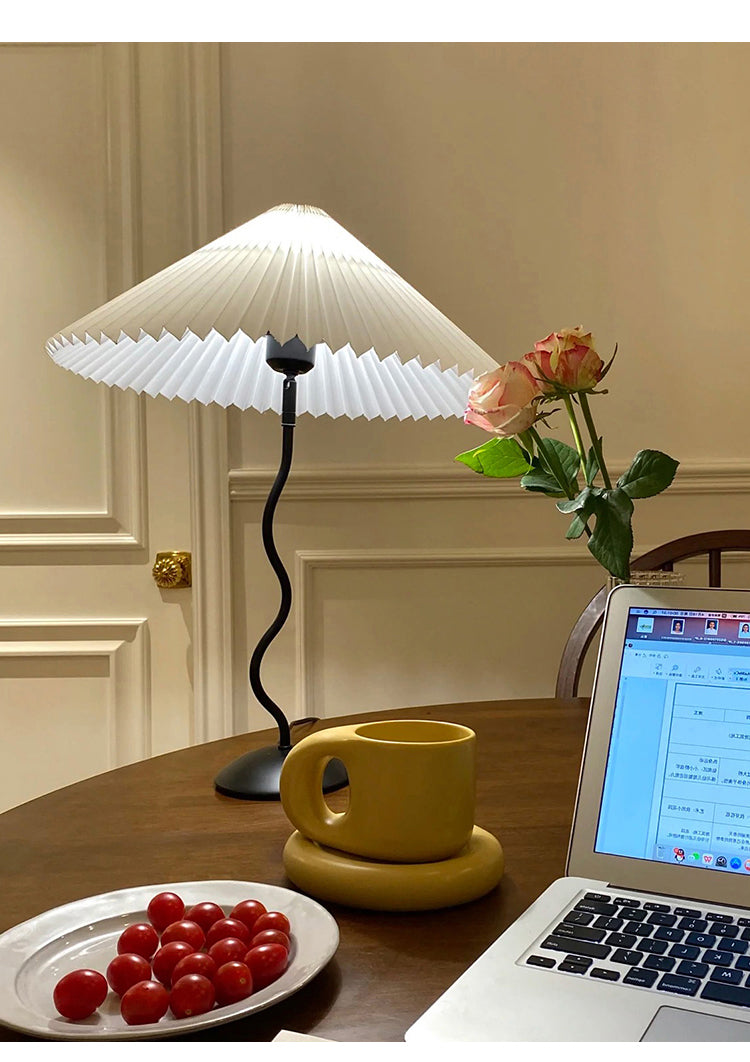 Tischlampe Squiggle – Moderne Lampe mit gewelltem Design für Wohnzimmer, Schlafzimmer und Büro