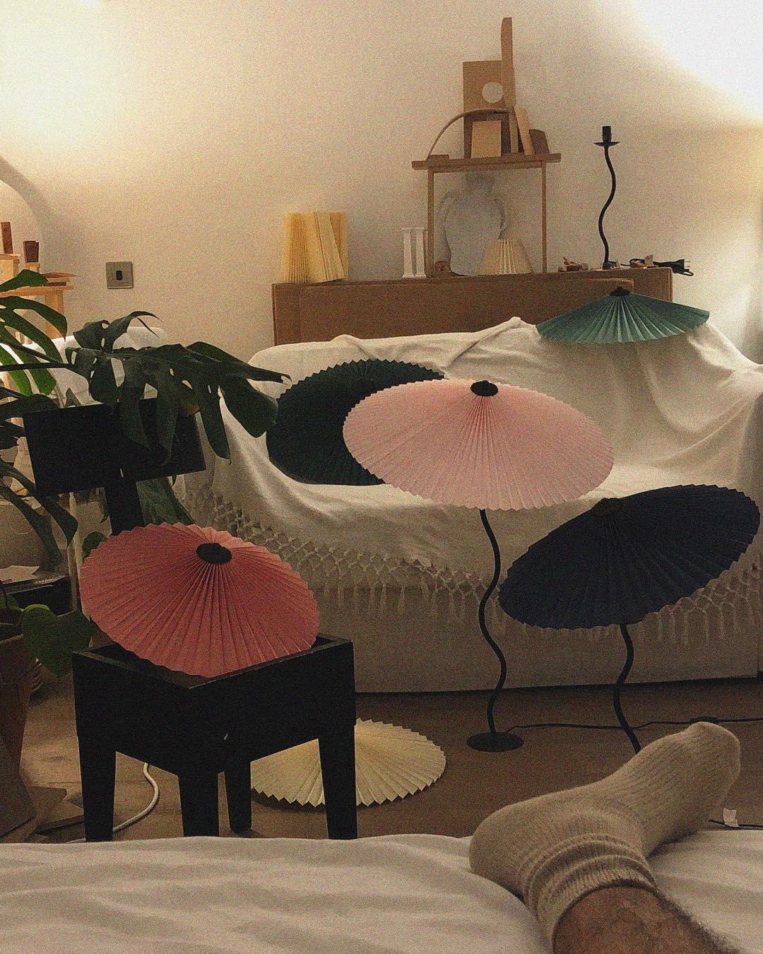Tischlampe Squiggle – Moderne Lampe mit gewelltem Design für Wohnzimmer, Schlafzimmer und Büro