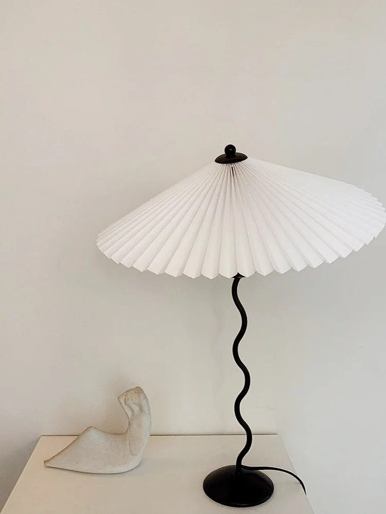 Tischlampe Squiggle – Moderne Lampe mit gewelltem Design für Wohnzimmer, Schlafzimmer und Büro