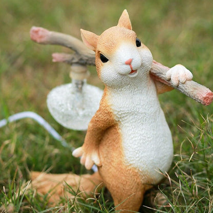 Tischlampe Eichhörnchen – Dekorative LED-Lampe mit Sockel aus Harz und Glas