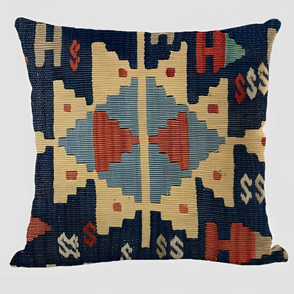 Garduru Kilim-Kissen – Handgefertigtes Ethno-Design für Ihr Zuhause