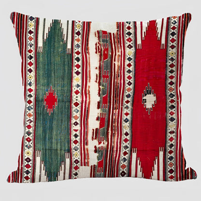 Garduru Kilim-Kissen – Handgefertigtes Ethno-Design für Ihr Zuhause