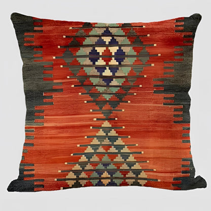 Garduru Kilim-Kissen – Handgefertigtes Ethno-Design für Ihr Zuhause