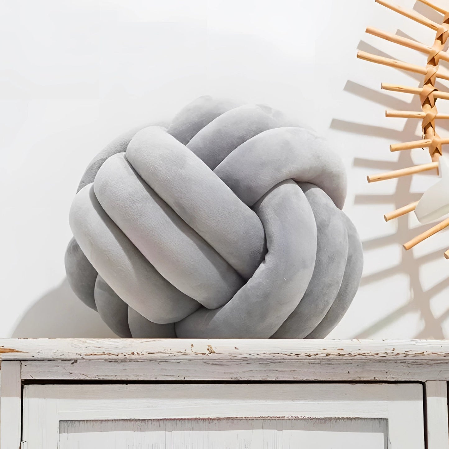 Garduru Samtkissen im Knotendesign – Stilvolle Dekoration