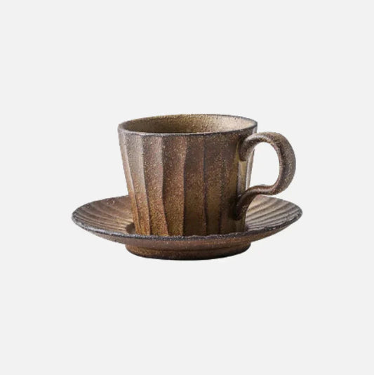 TerraCharm - Kaffeetasse mit Untertasse im handgefertigten Design