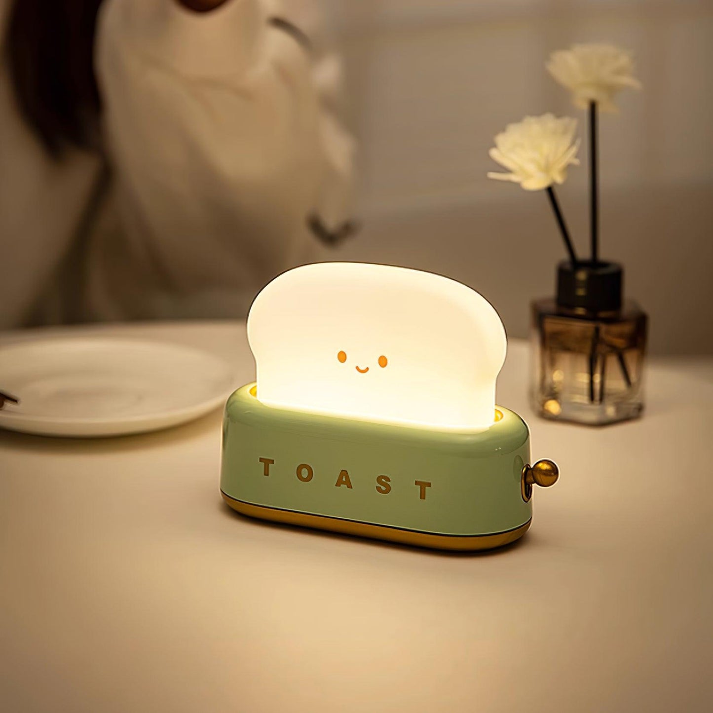 Garduru Lampe – Tragbare Brot-Toast Cartoon LED Nachtlampe