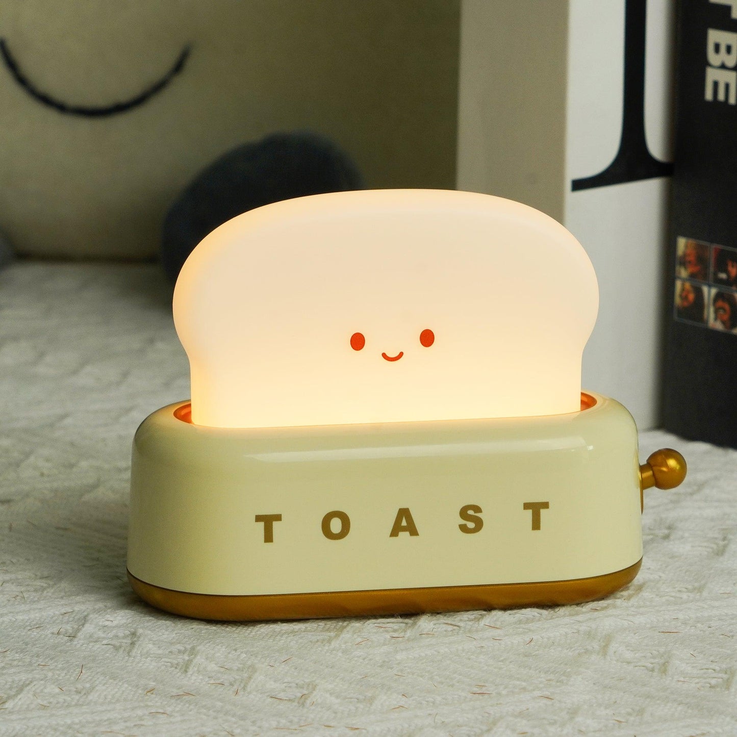 Garduru Lampe – Tragbare Brot-Toast Cartoon LED Nachtlampe