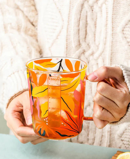 TropicalSip - Glas-Tasse mit kontrastierendem Griff und farbigem Druck