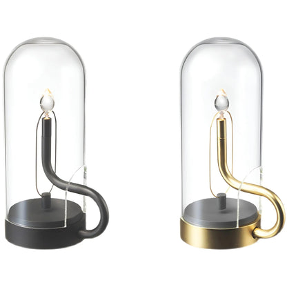 Minimalistische Tischlampe mit Glaskuppel und Metallbasis