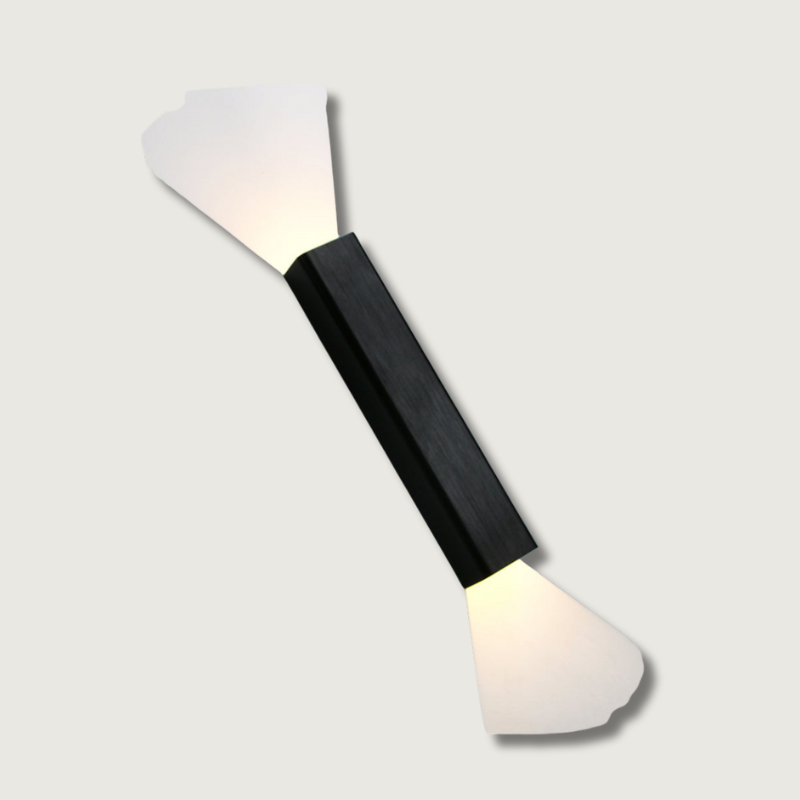 Schlanke Outdoor-Lampe für moderne Räume | LuxeLight