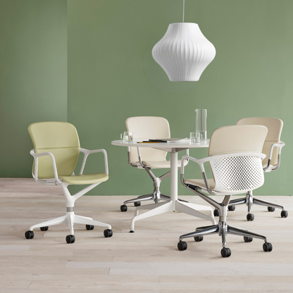 Schwebende Nordic aus Holz und Stahl - Elegantes und Modernes Design für Ihr Interieur