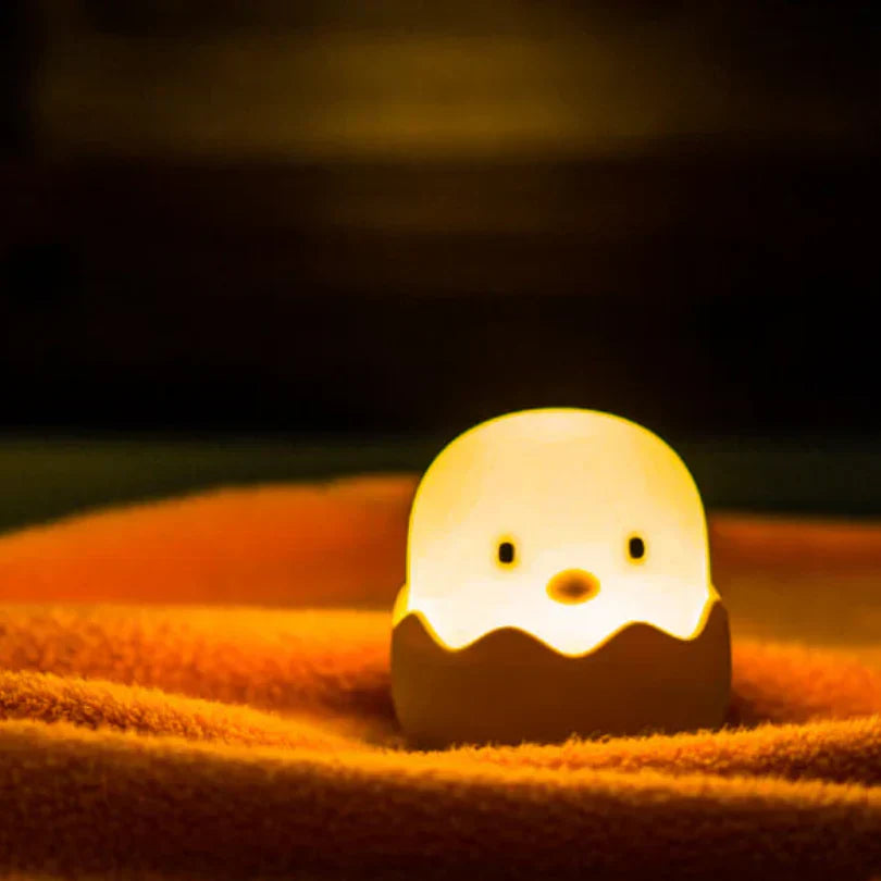 Niedliche Kuiken Nachttischlampe für Kinder – LED-Ei-Design für das Kinderzimmer