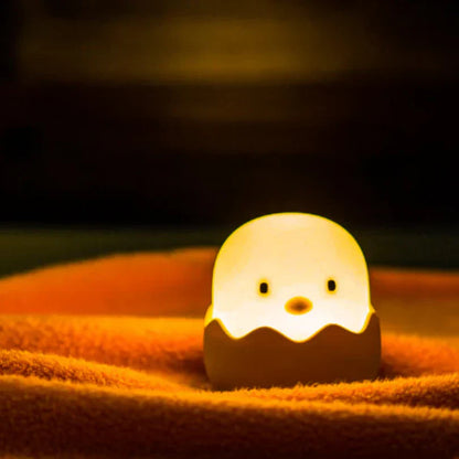 Niedliche Kuiken Nachttischlampe für Kinder – LED-Ei-Design für das Kinderzimmer